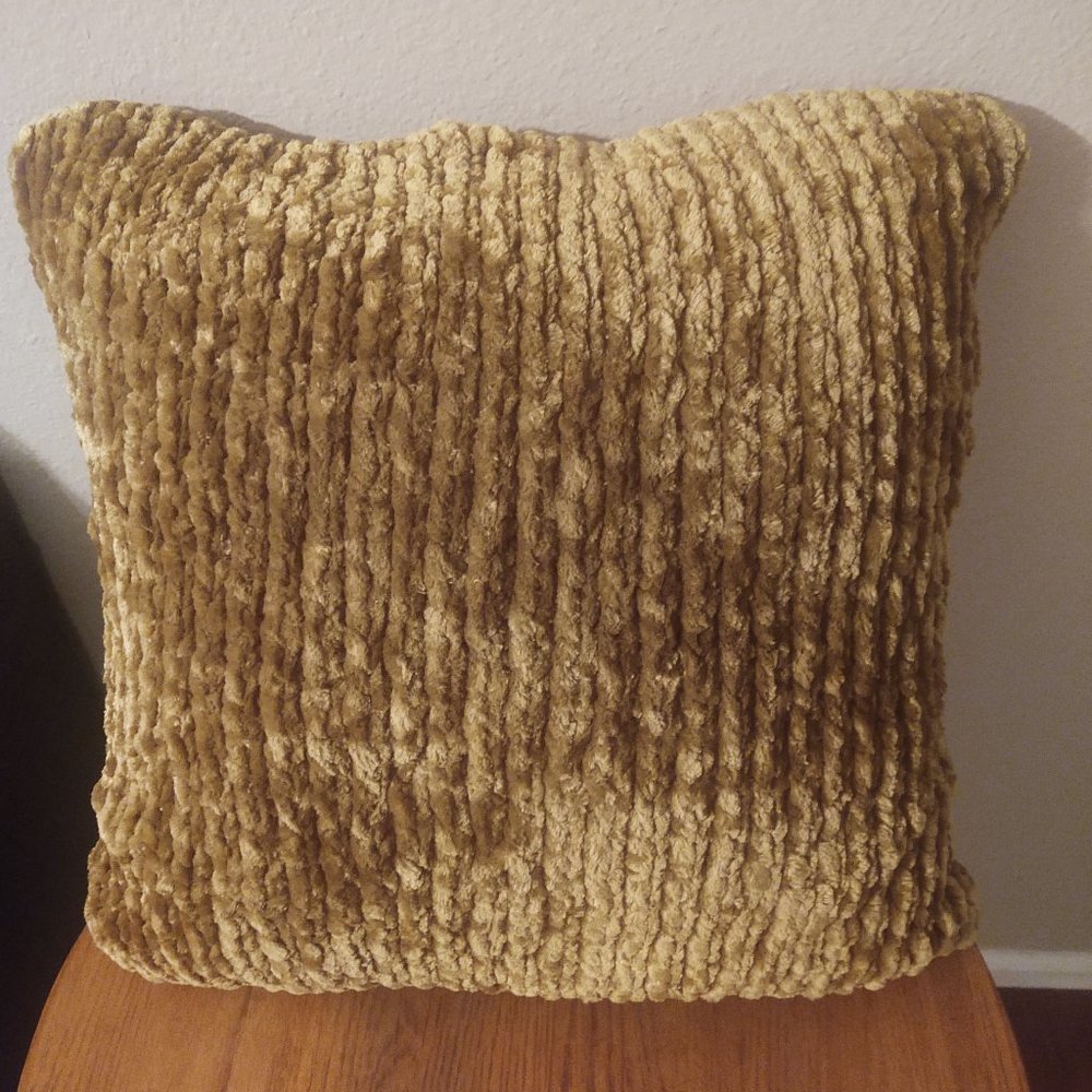 West Elm Chunky Chenille pillow 18x18"